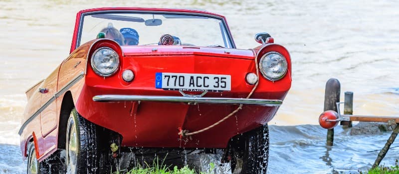 Amphibious car