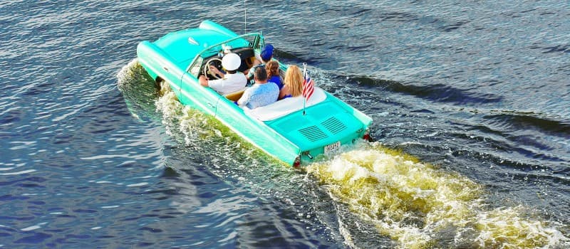 amphibious car